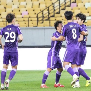 九游-【中超】姆比亚染红伊洛基点射 天津2比1武汉迎首胜